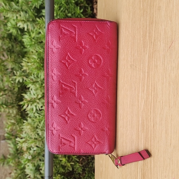 Louis Vuitton Handbags - LOUIS VUITTON Round Zipper Monogram Empreinte Leather Zippy Wallet